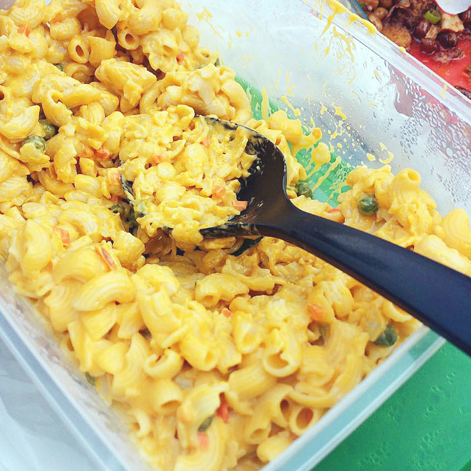 bay-area-vegan-potluck-2016-mac-and-cheese