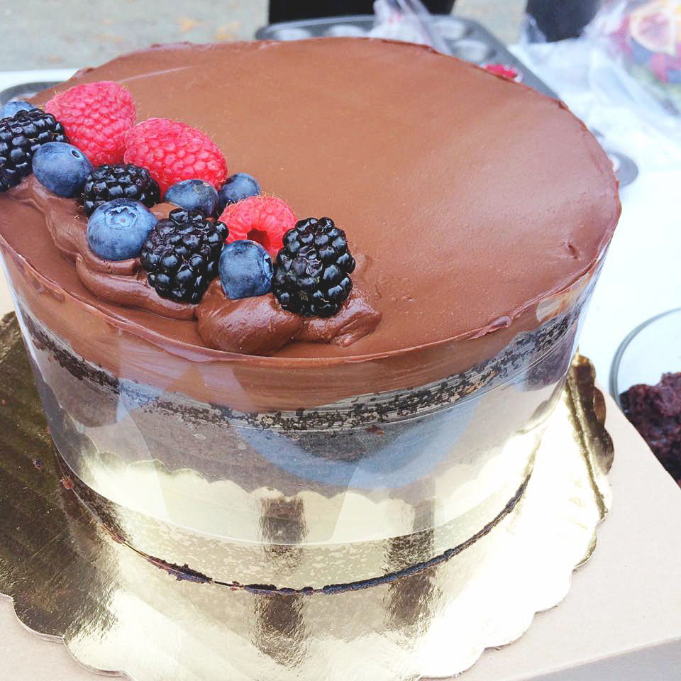 bay-area-vegan-potluck-cake