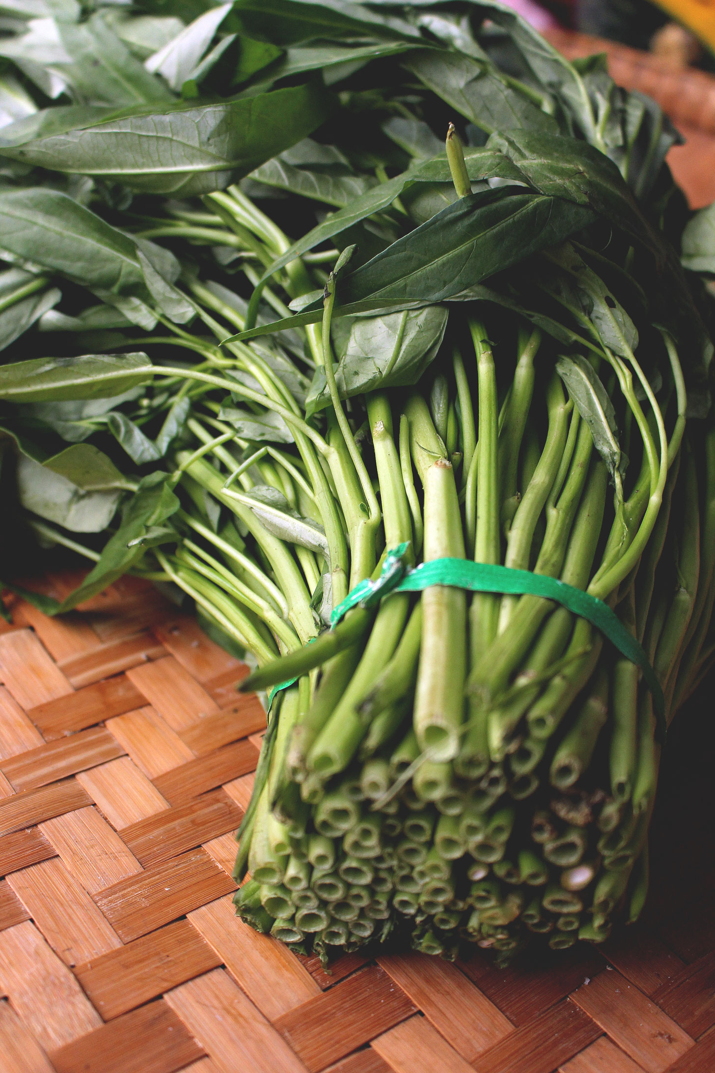filipino-food-staple-astigvegan-kangkong