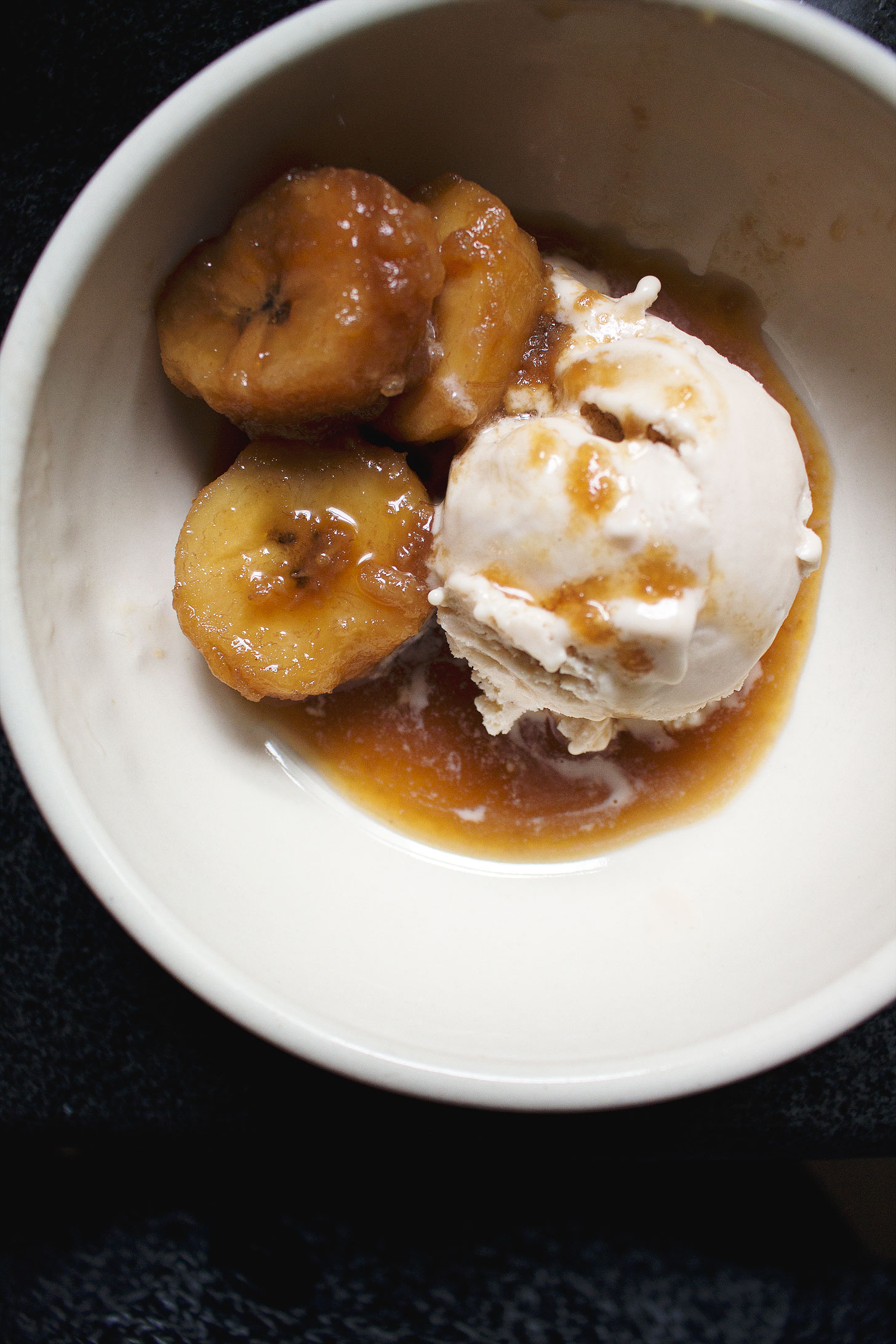 minatamis-na-saging-with-vegan-ice-cream-astig-vegan